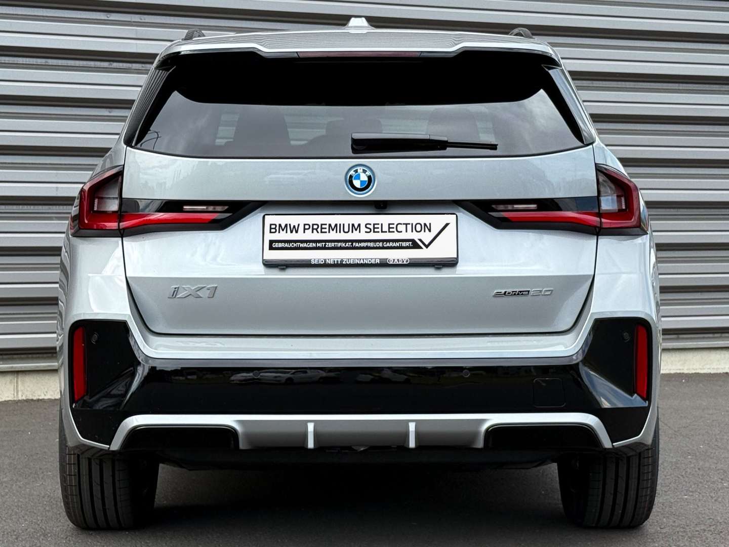 BMW IX1 EDrive20 - 2025 - Joinsteer - #5