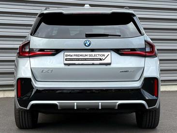 BMW IX1 EDrive20 — photo 5