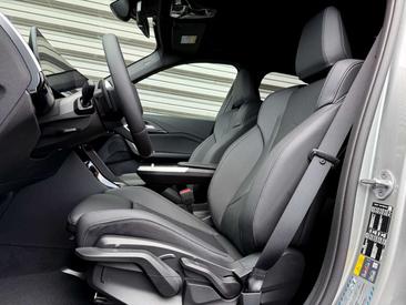 BMW IX1 EDrive20 — photo 13