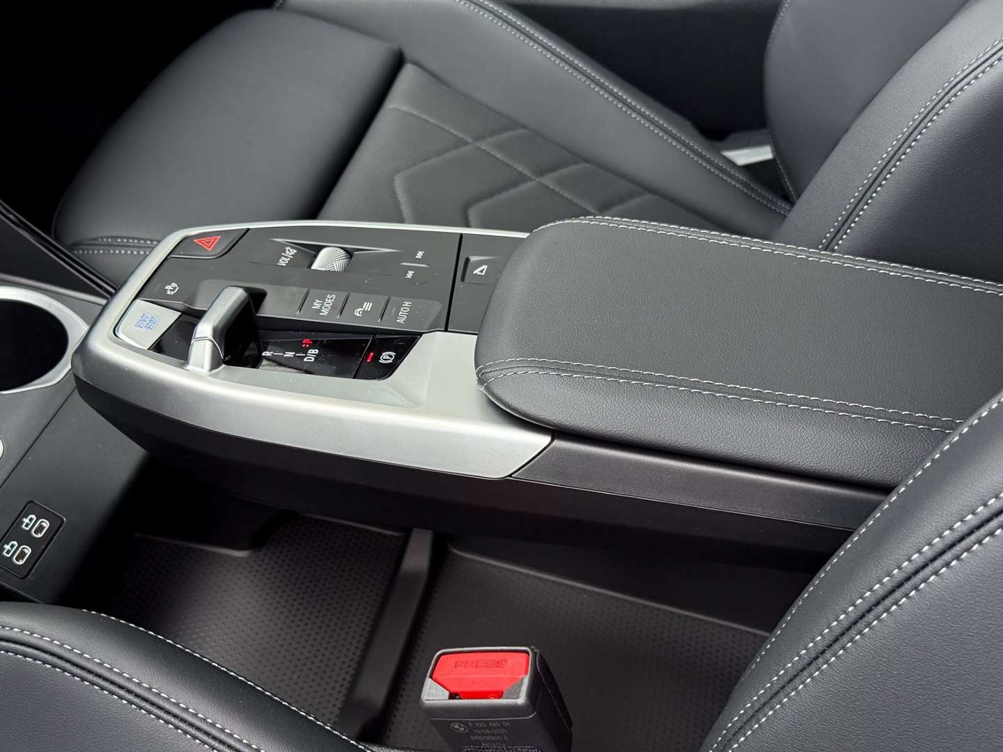 BMW IX1 EDrive20 - 2025 - Joinsteer - #16