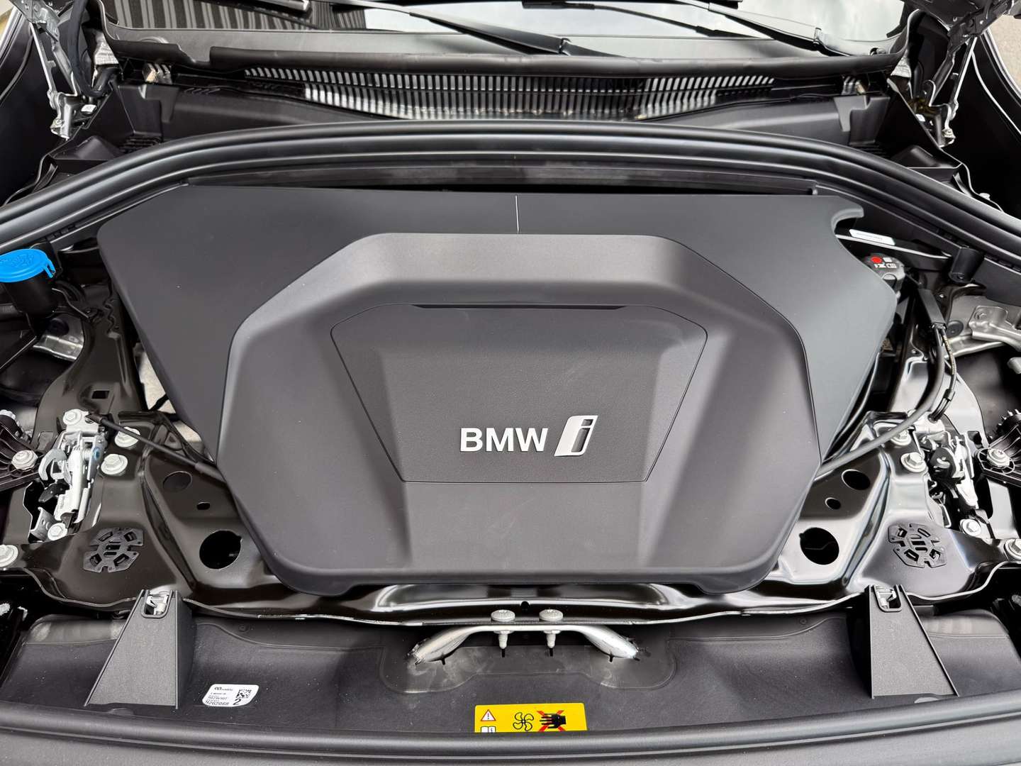 BMW IX1 EDrive20 - 2025 - Joinsteer - #30