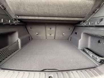 BMW IX1 EDrive20 — photo 31