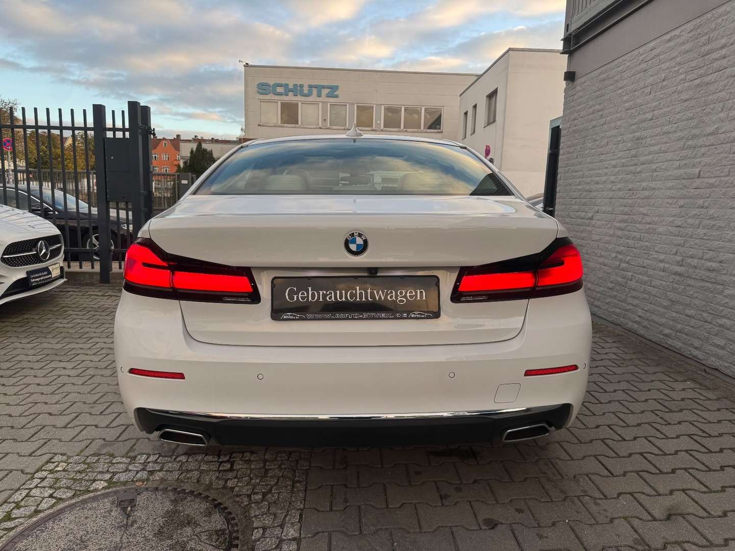 BMW Série 5 Luxury 520d - 2023 - Joinsteer - #10