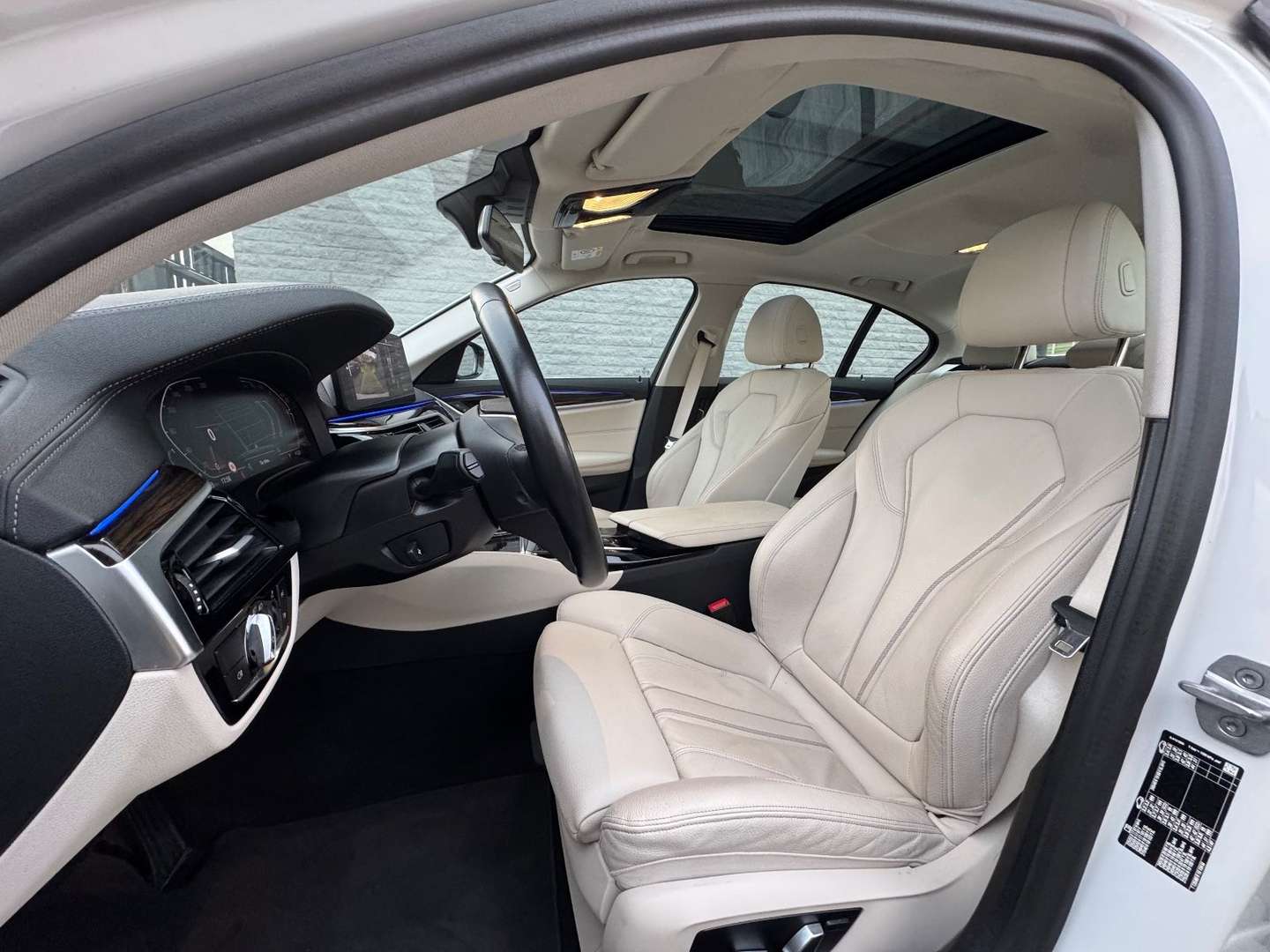 BMW Série 5 Luxury 520d - 2023 - Joinsteer - #16