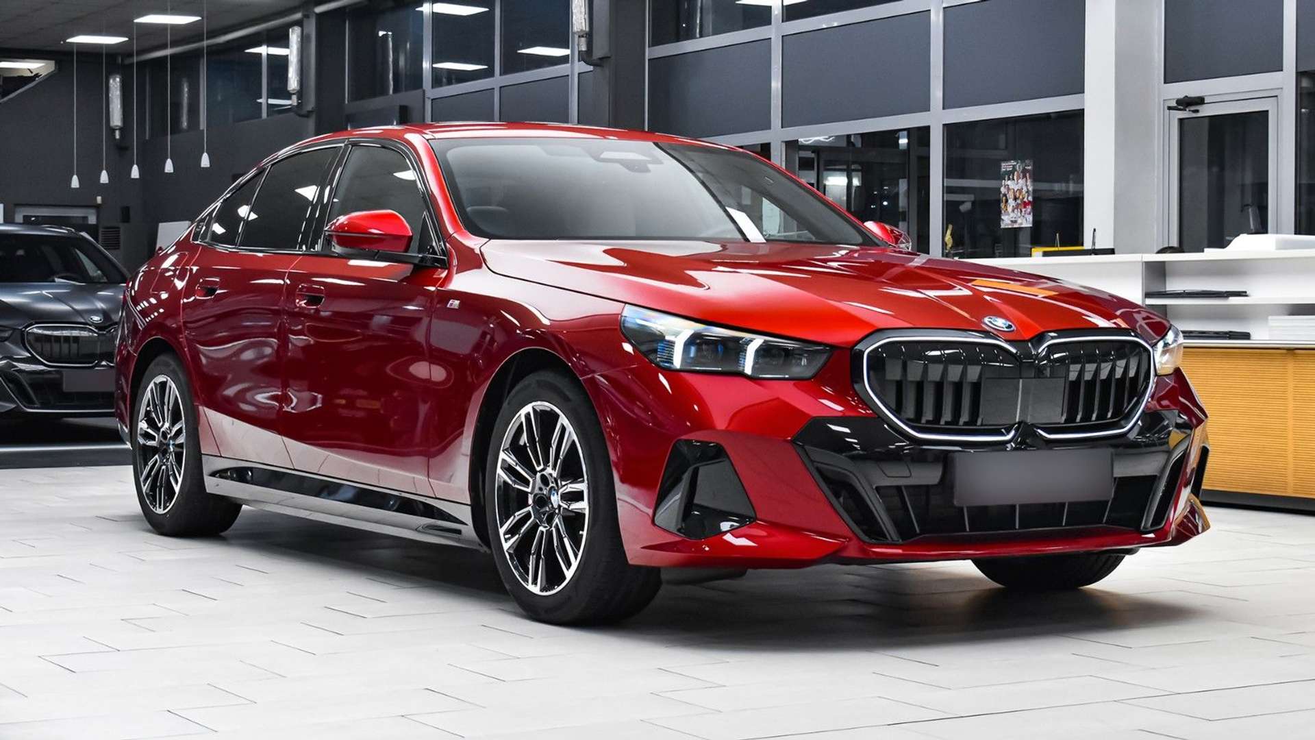 BMW Série 5 M Sport 550e XDrive - 2025 - Joinsteer - #4