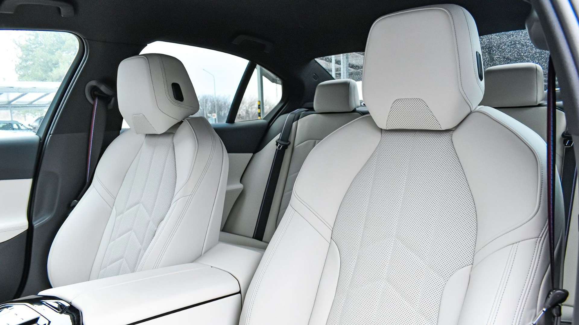 BMW Série 5 M Sport 550e XDrive - 2025 - Joinsteer - #10