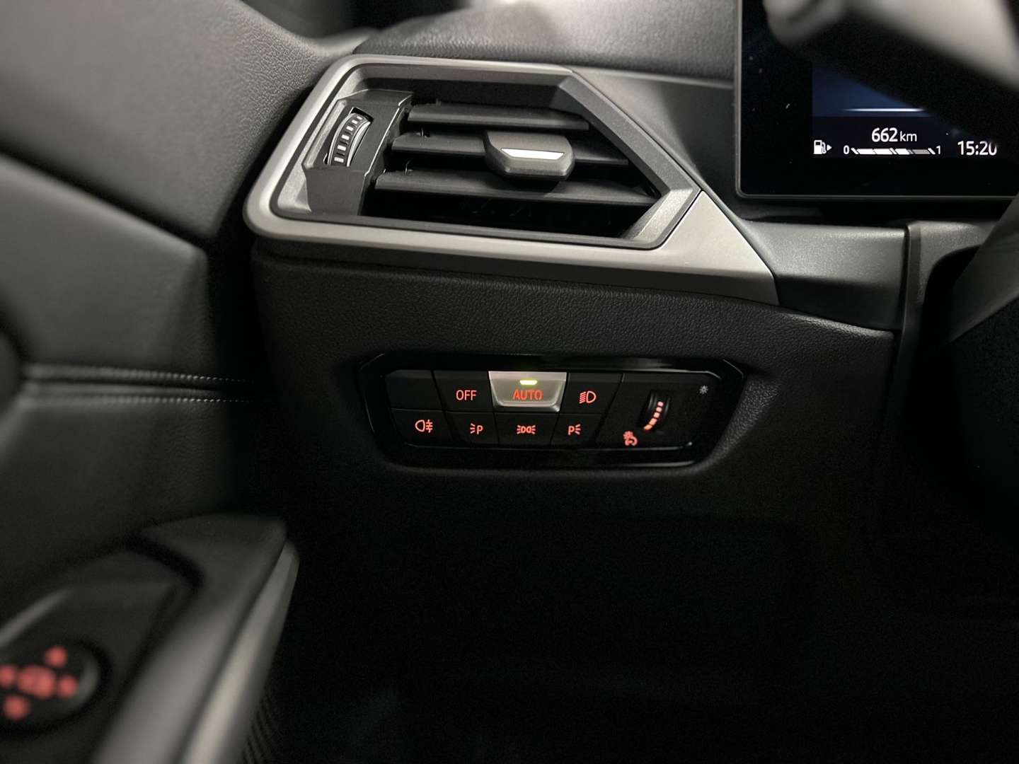 BMW Série 3 Touring 318d - 2023 - Joinsteer - #24