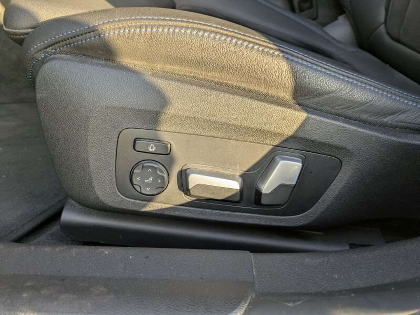 BMW Série 3 340d XDrive - 2023 - Joinsteer - #10