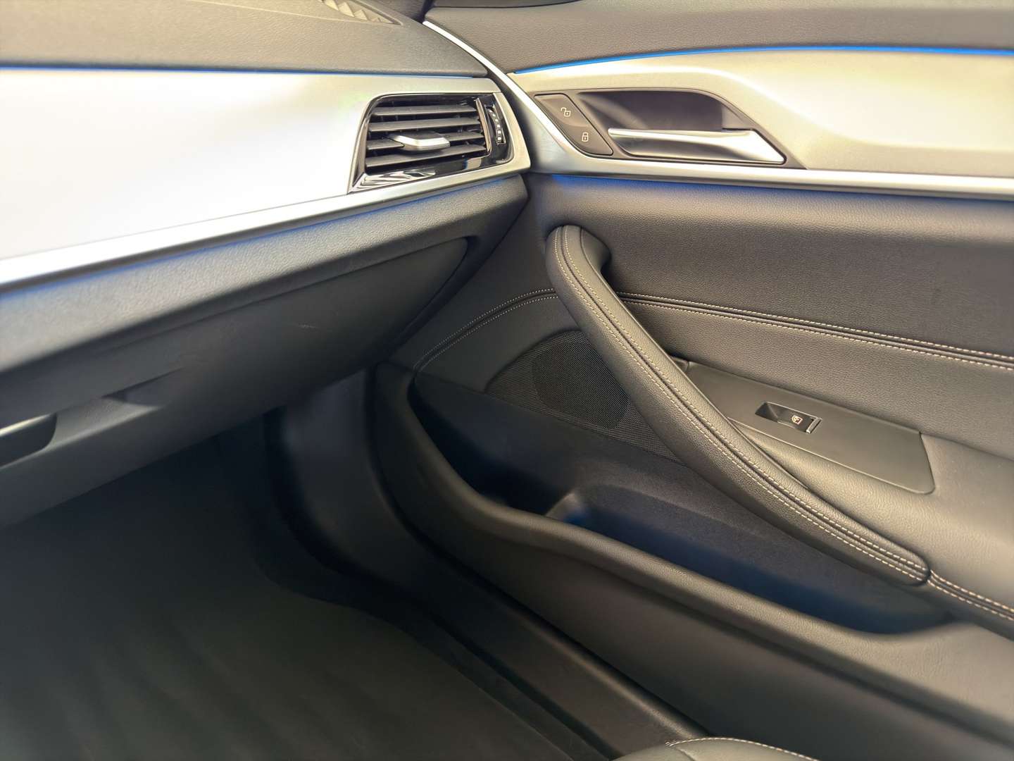 BMW Série 5 530e XDrive - 2022 - Joinsteer - #15