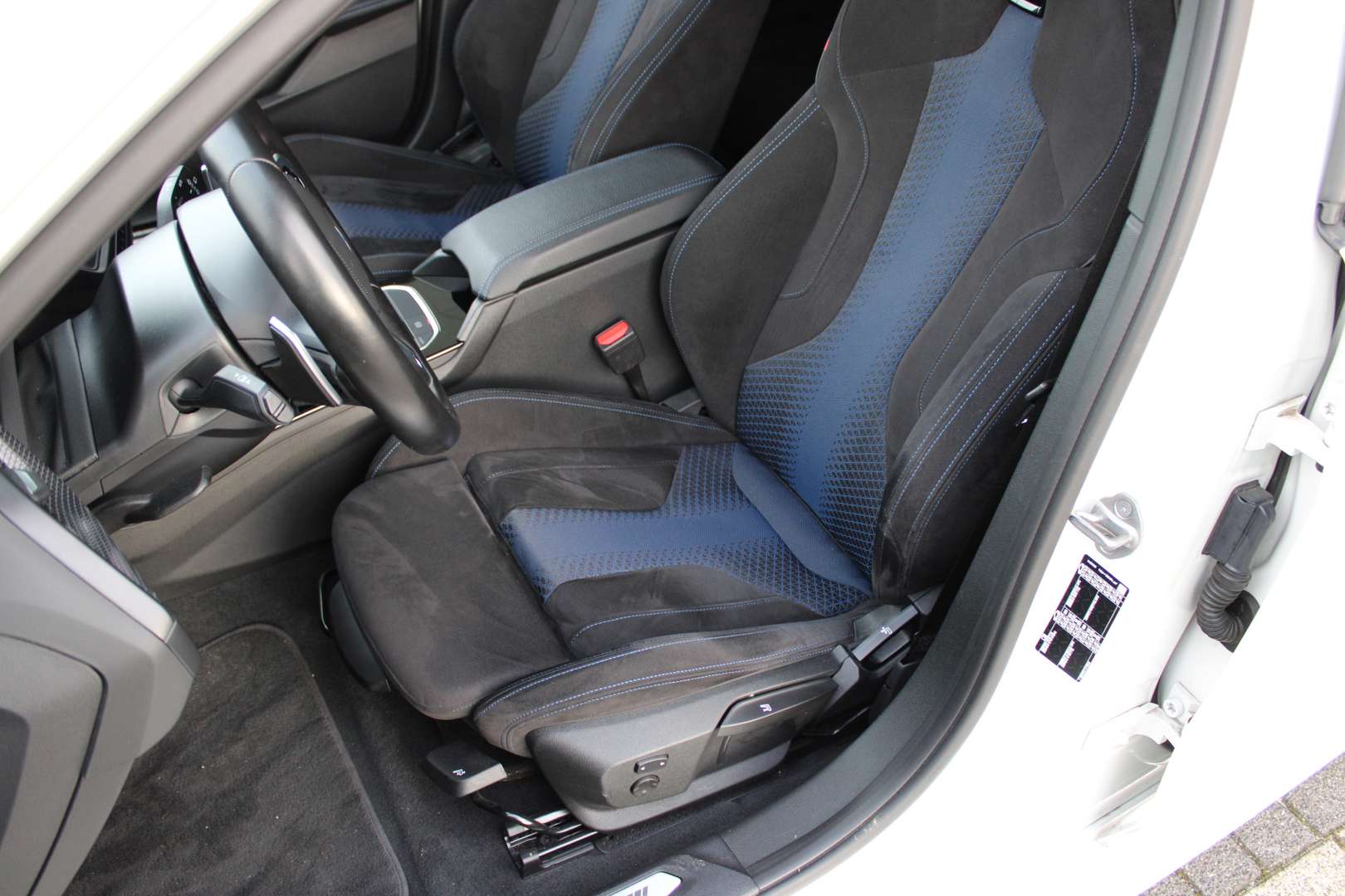 BMW Série 1 M Sport 120i - 2022 - Joinsteer - #3