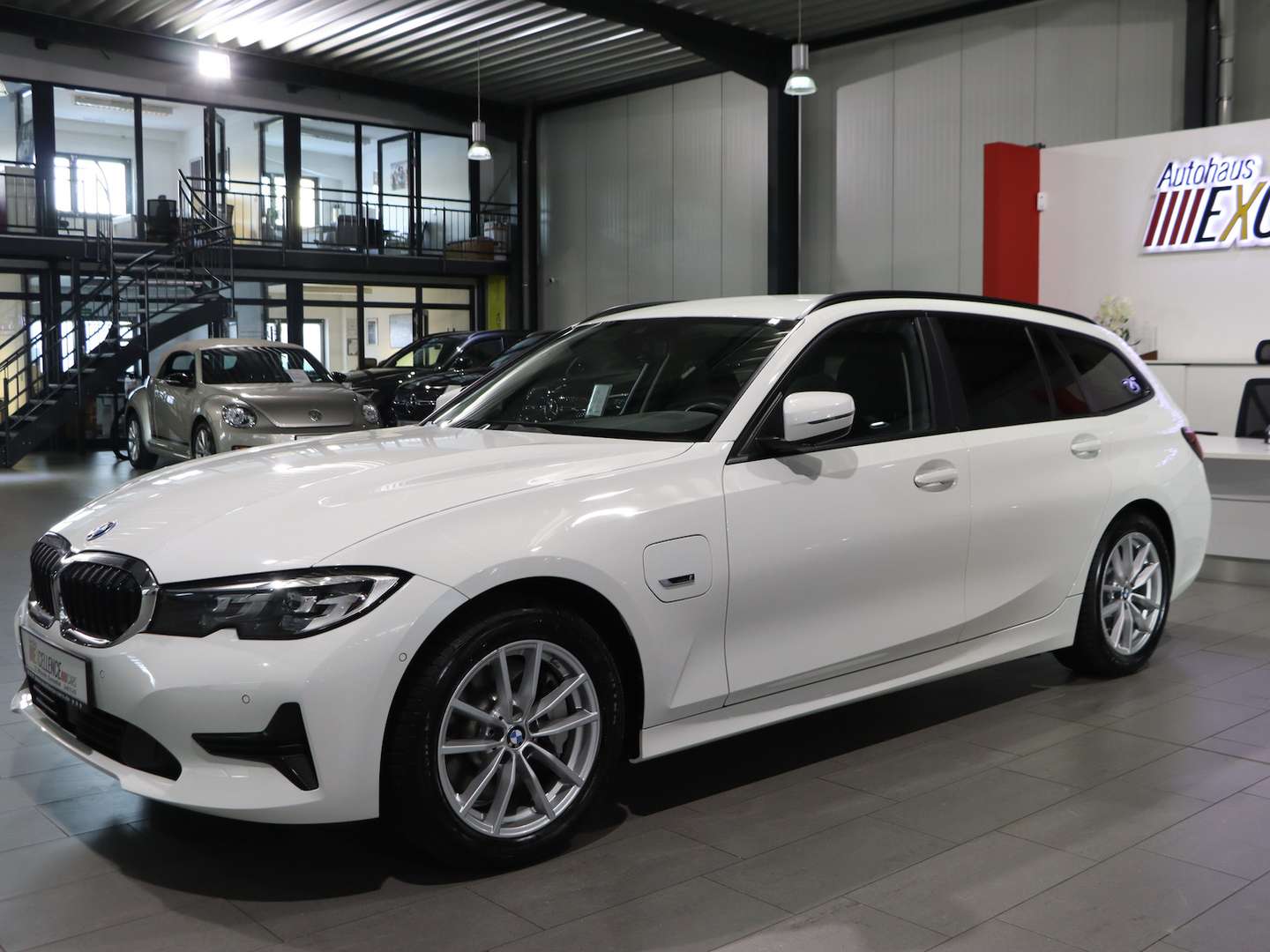 BMW Série 3 Touring Advantage 330e - 2022 - Joinsteer - #4