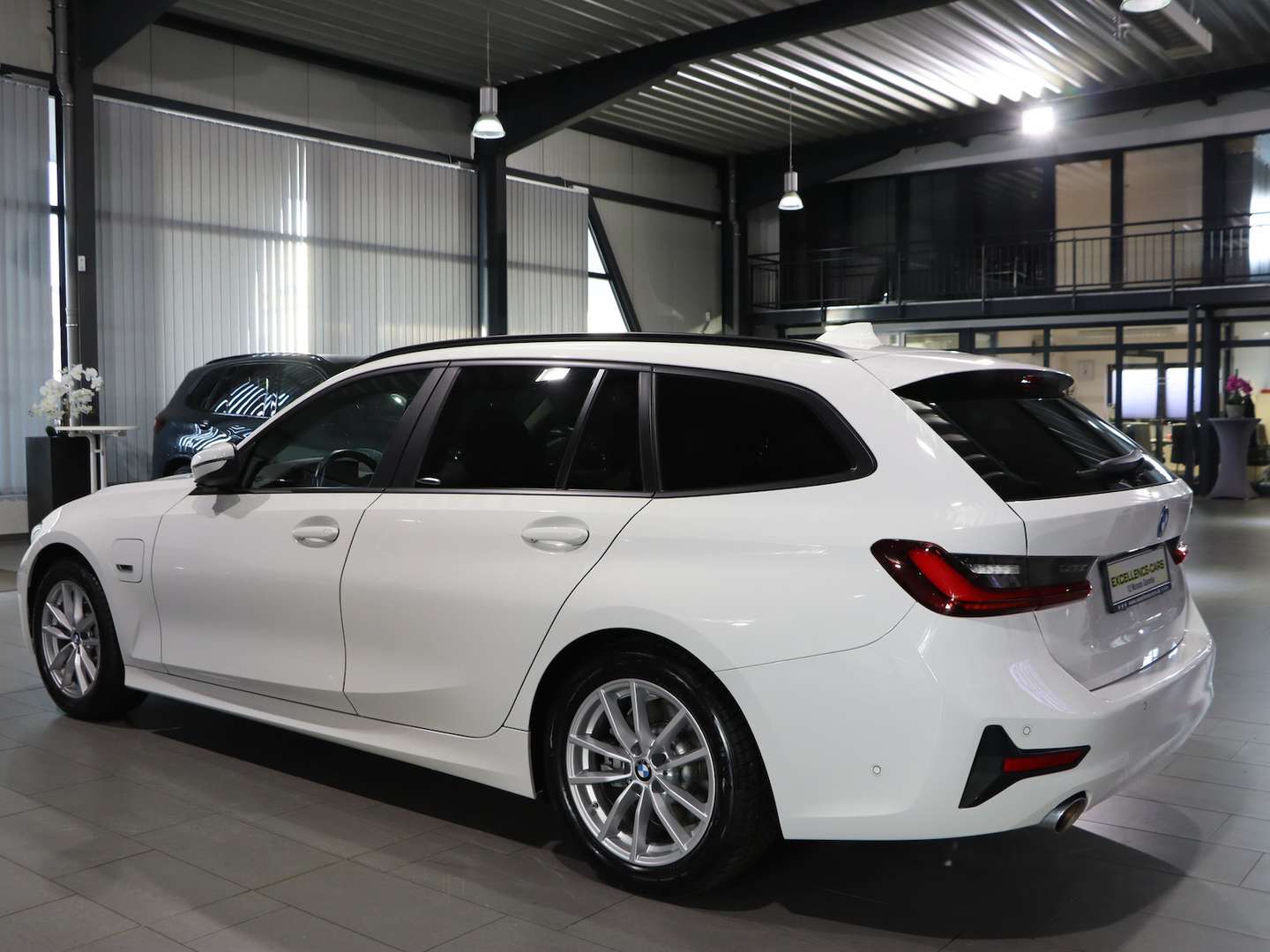 BMW Série 3 Touring Advantage 330e - 2022 - Joinsteer - #9