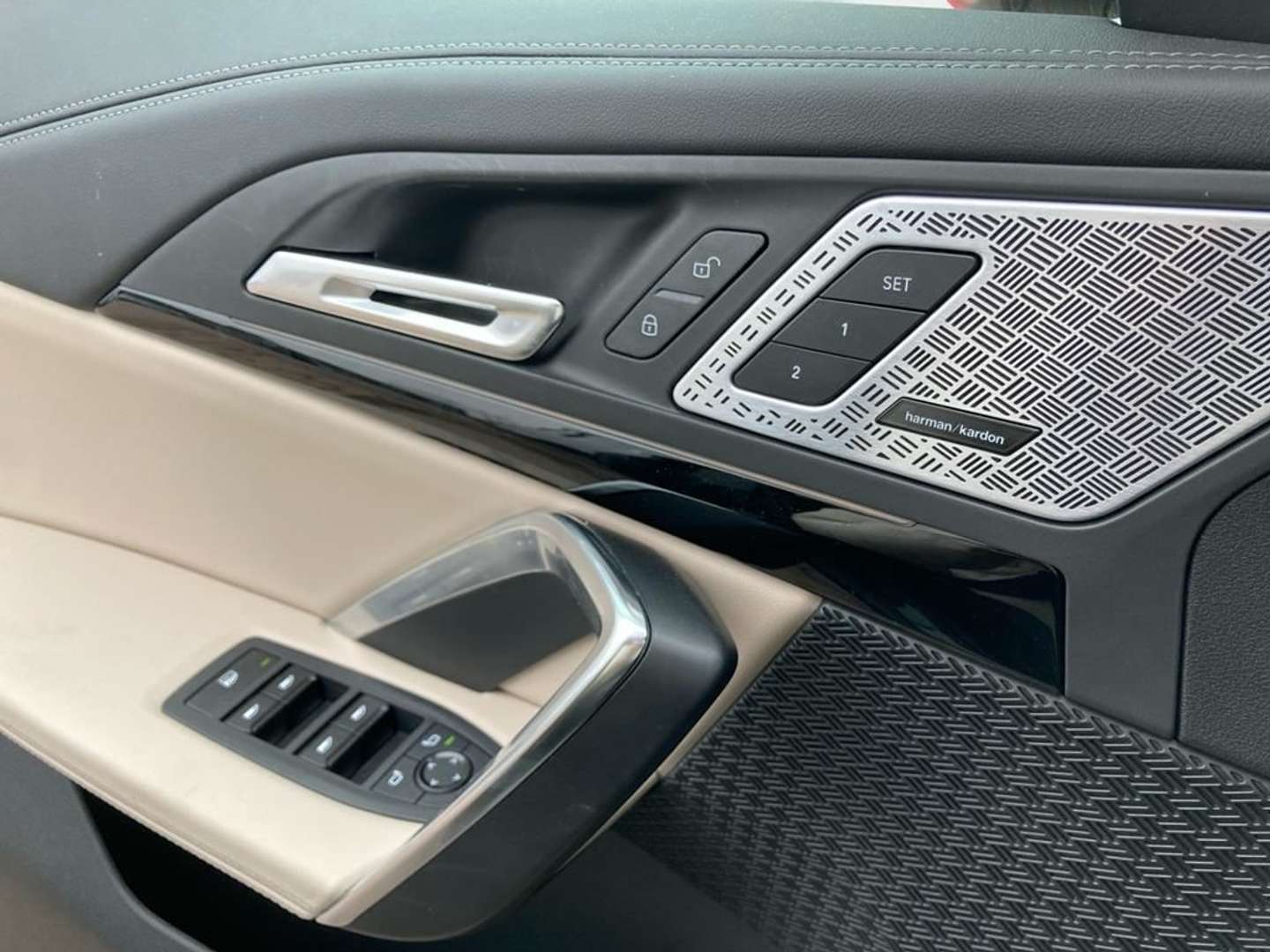 BMW IX1 XLine - 2025 - Joinsteer - #26