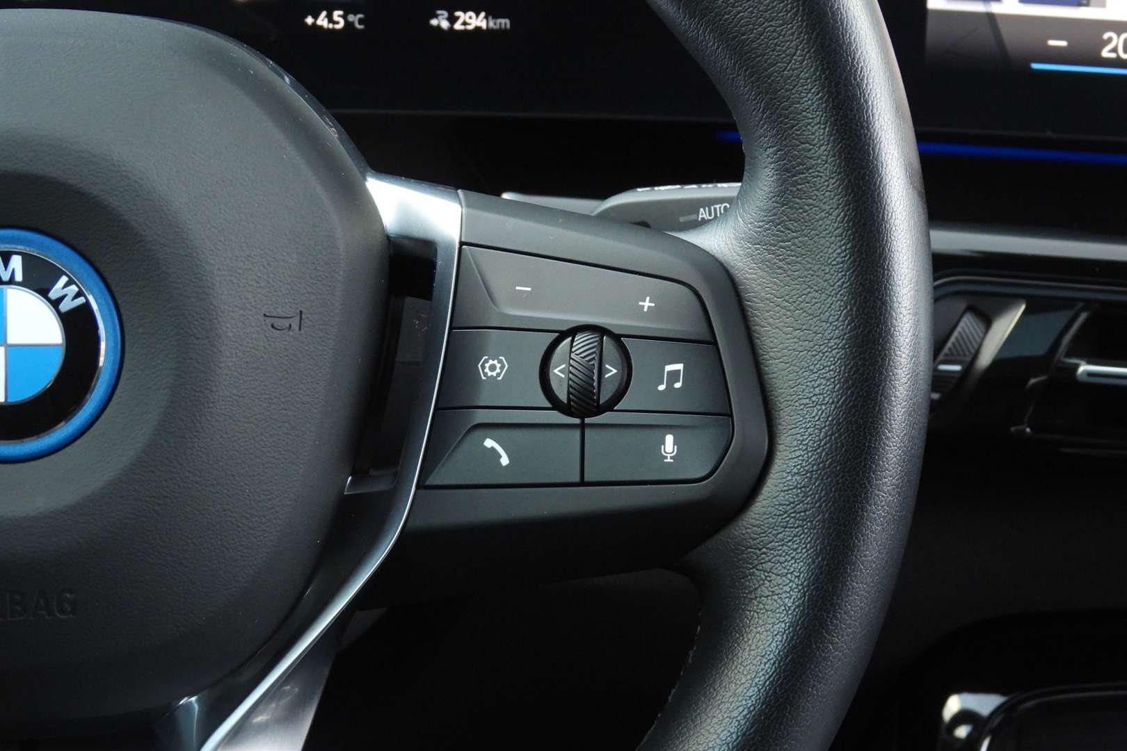 BMW IX1 XLine XDrive30 - 2023 - Joinsteer - #31