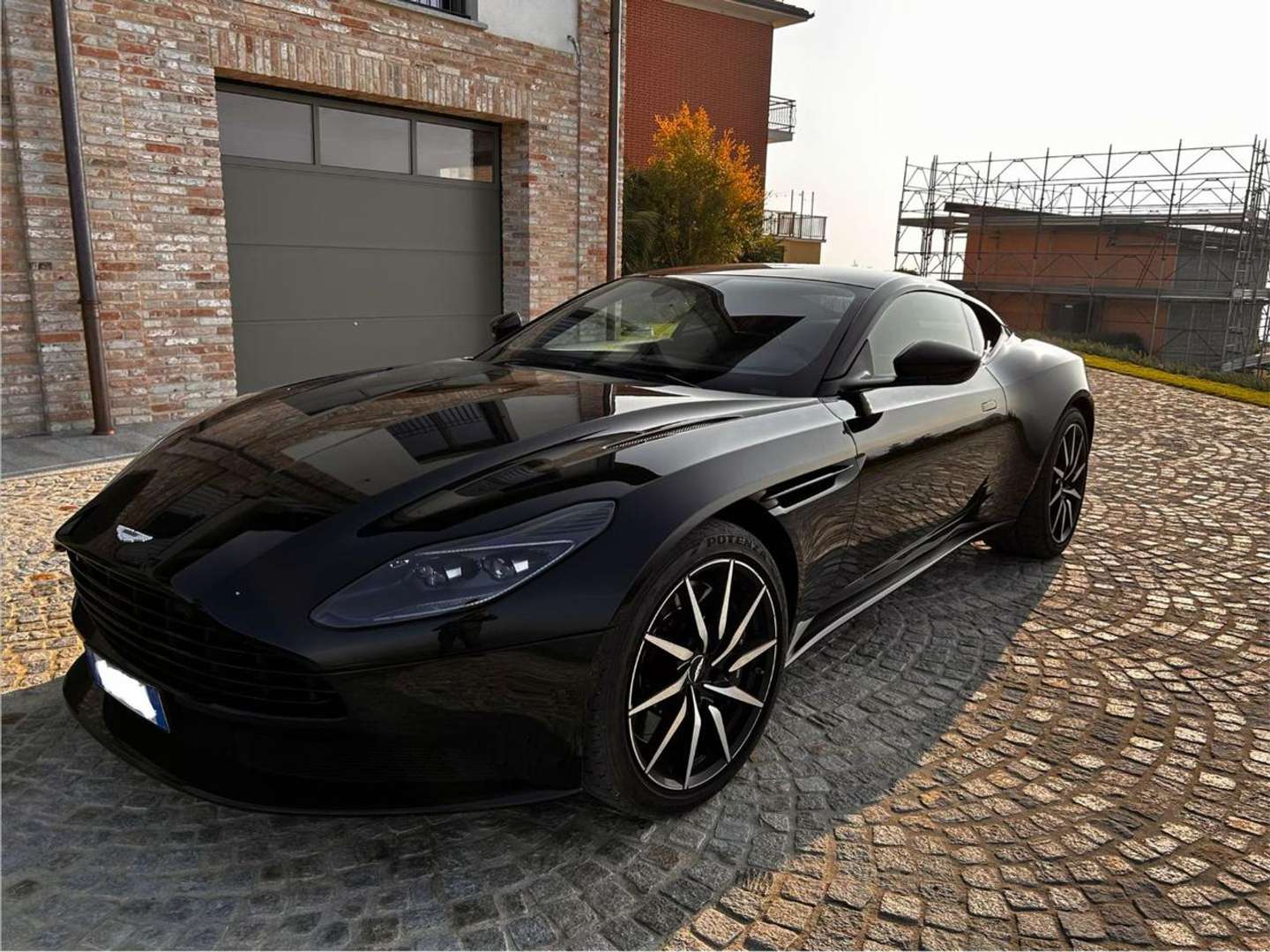 Aston Martin DB11 Coupé V8 - 2018 - Joinsteer - #1