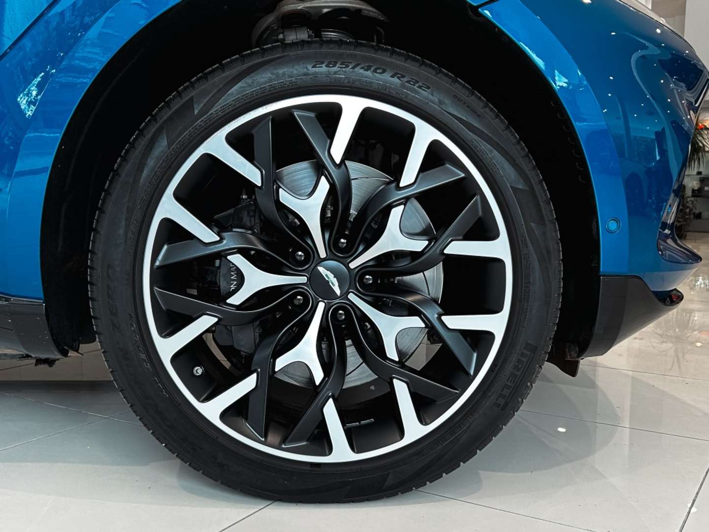 Aston Martin DBX 4.0 AWD - 2022 - Joinsteer - #2