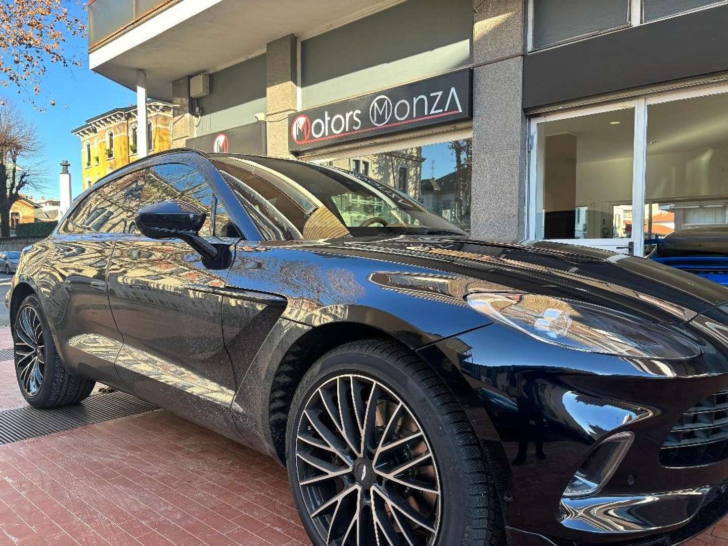 Aston Martin DBX 4.0 - 2022 - Joinsteer - #1