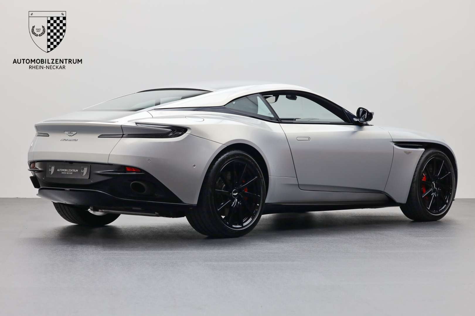 Aston Martin DB11 V8 BlackPack - 2019 - Joinsteer - #5