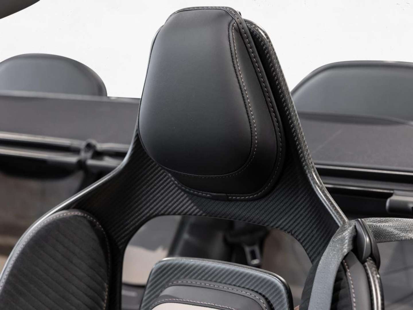 Aston Martin DBS Volante 770 Ultimate - 2024 - Joinsteer - #4