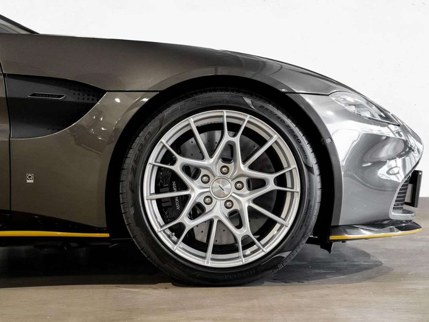 Aston Martin Vantage Coupe V8 007 Edition - 2021 - Joinsteer - #1