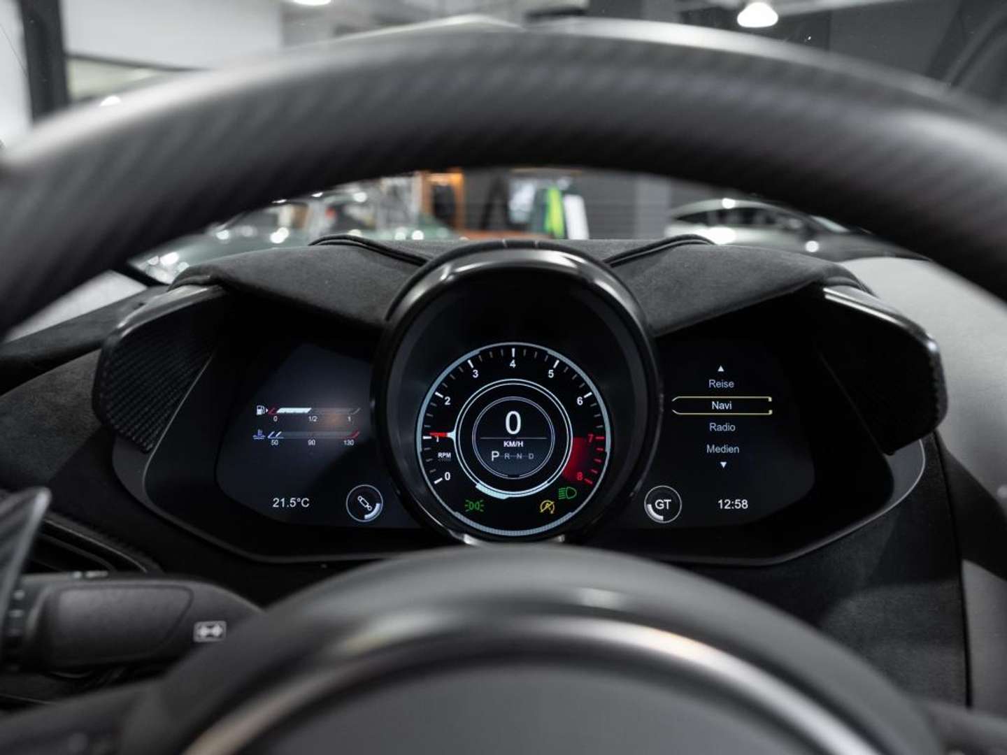 Aston Martin DBS Volante 770 Ultimate - 2024 - Joinsteer - #5