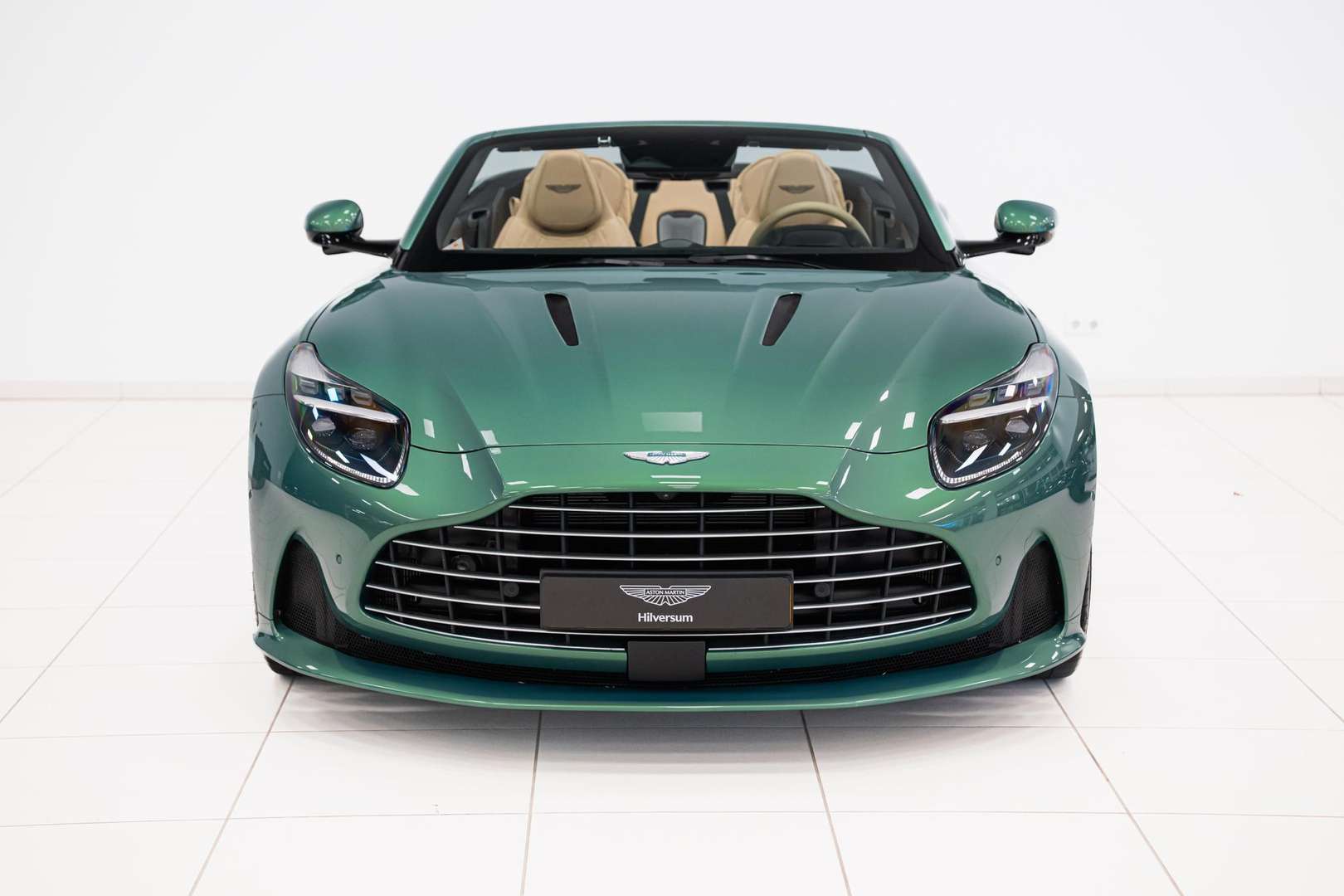 Aston Martin DB12 Volante 25MY - 2024 - Joinsteer - #2
