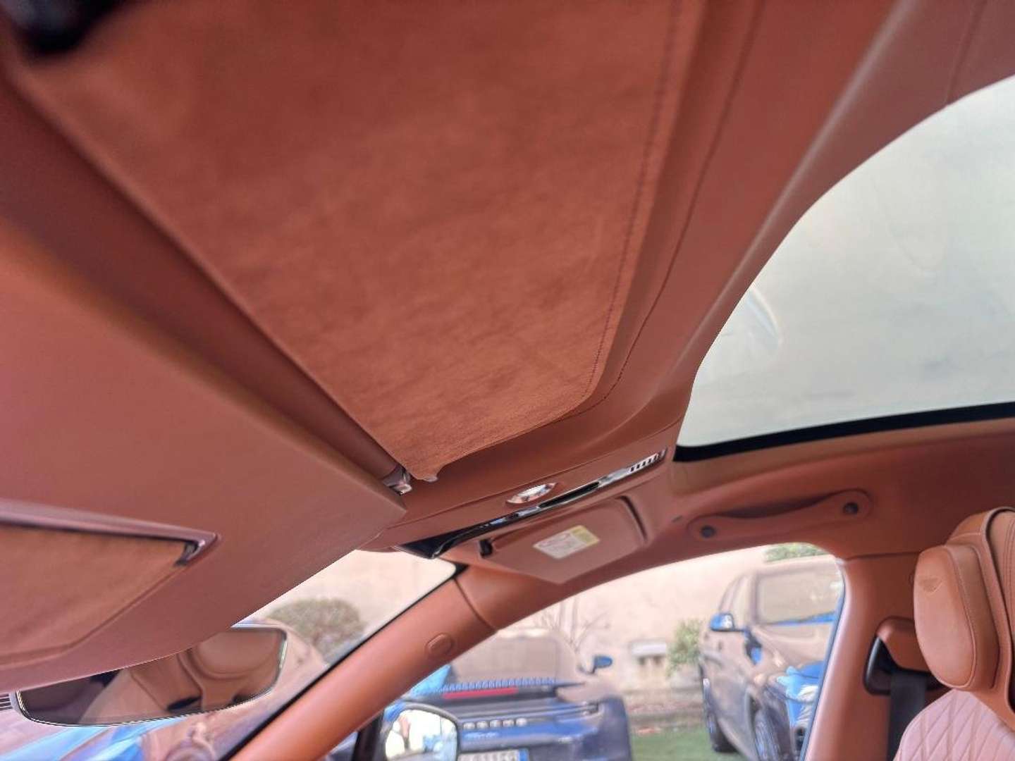 Aston Martin DBX 4.0 - 2022 - Joinsteer - #4