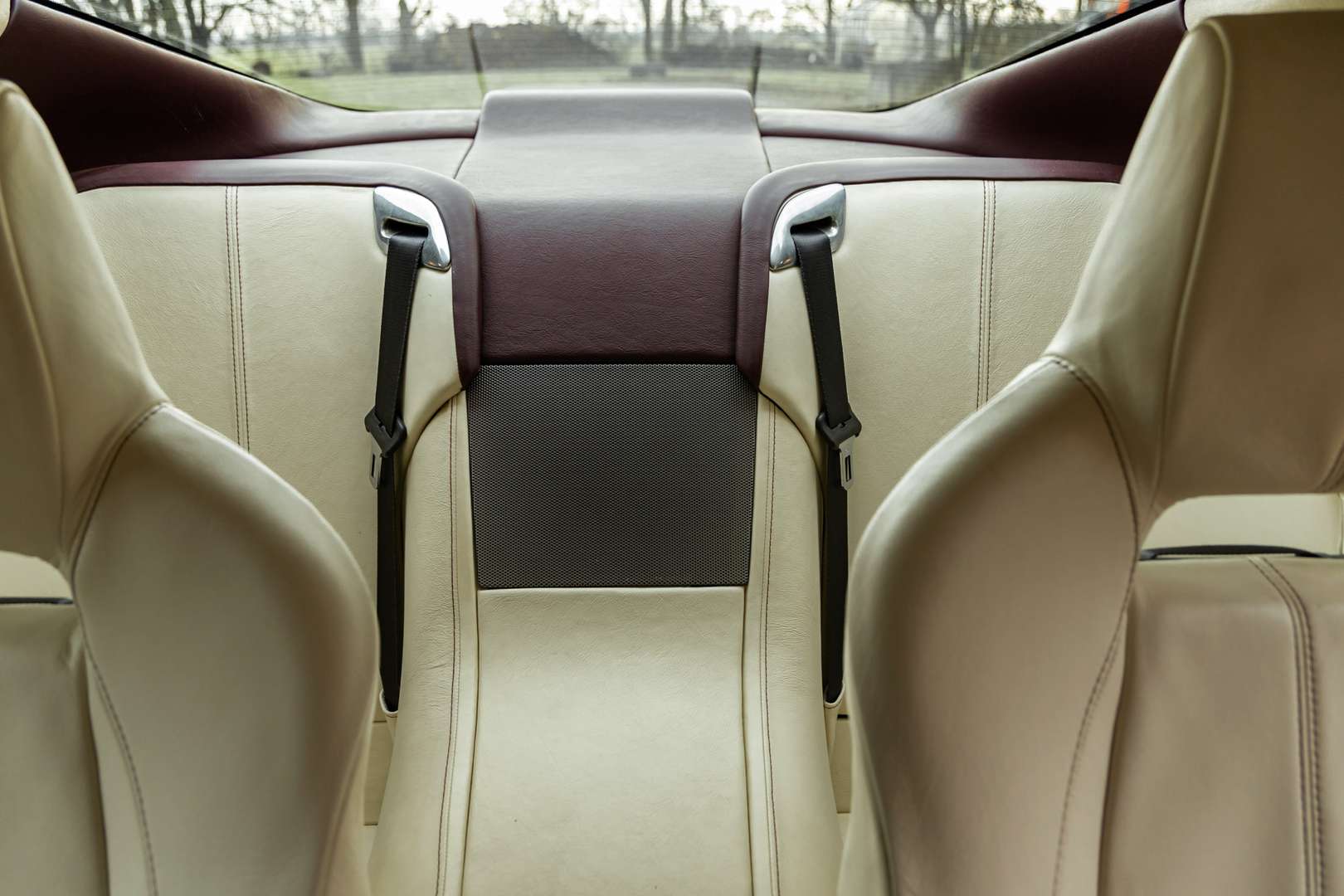 Aston Martin DB9 Coupe 5.9 V12 Touchtronic - 2007 - Joinsteer - #18