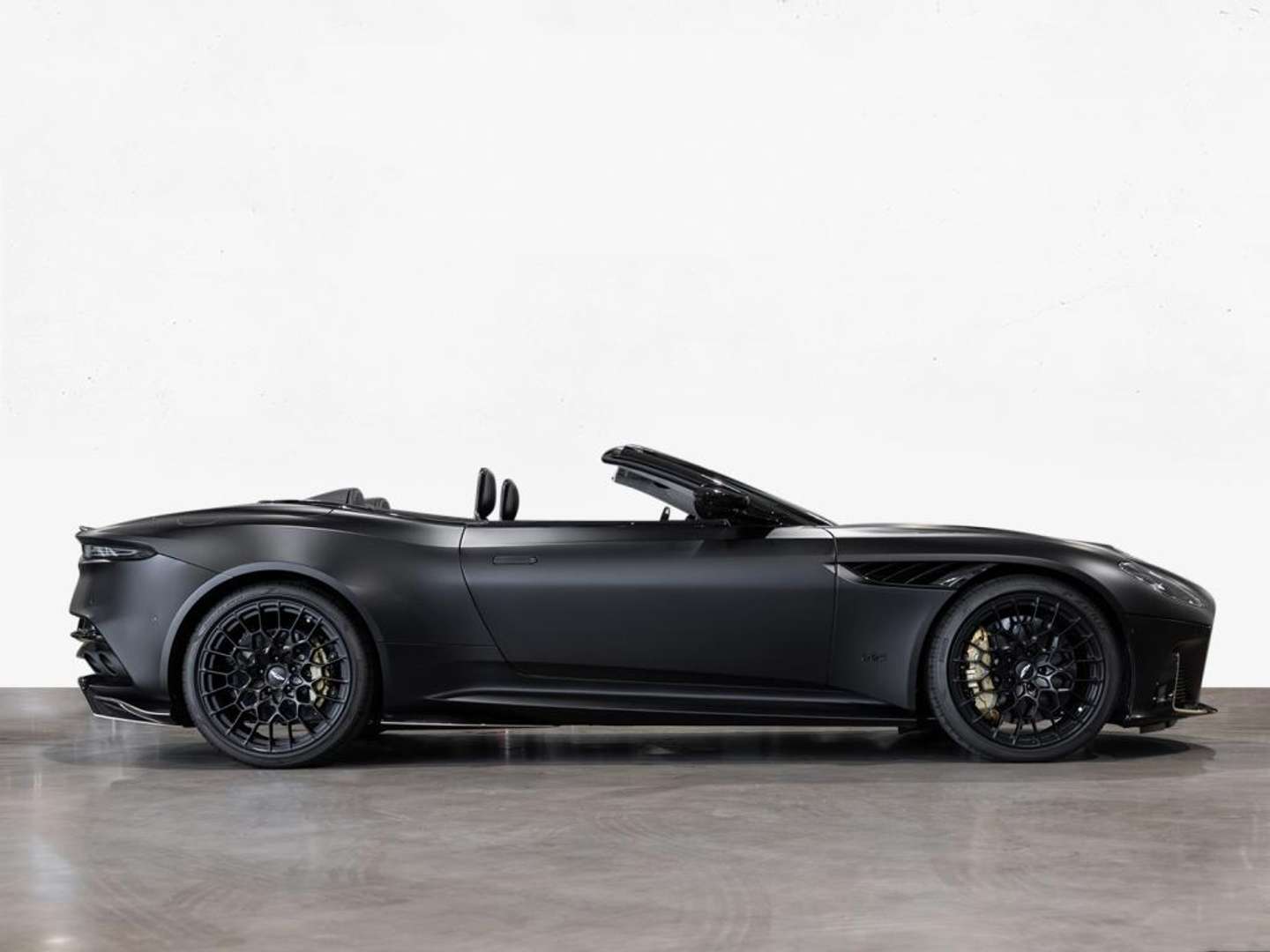 Aston Martin DBS Volante 770 Ultimate - 2024 - Joinsteer - #25