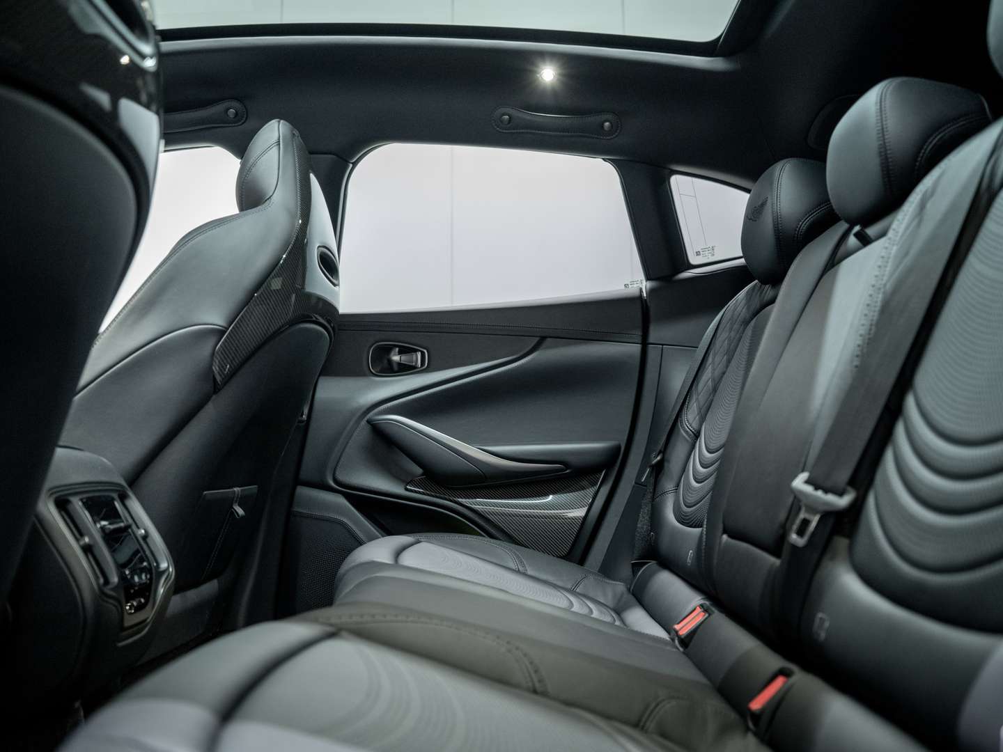 Aston Martin DBX 4.0 V8 707 Carbon - 2023 - Joinsteer - #30