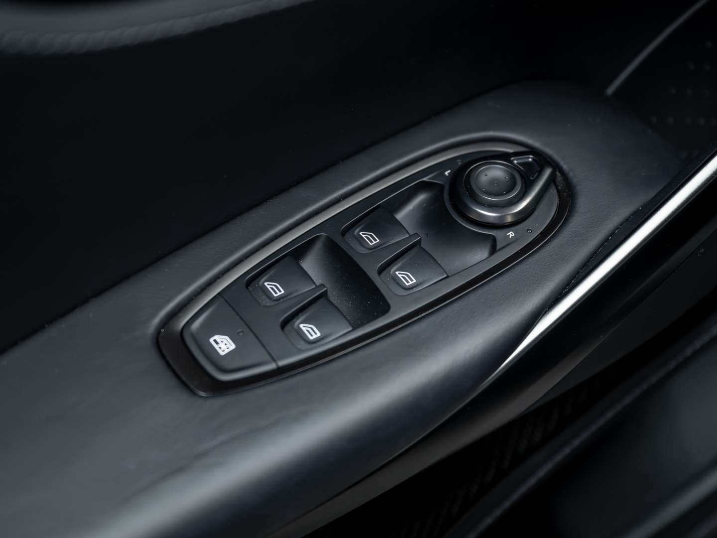 Aston Martin DBX 4.0 V8 707 Carbon - 2023 - Joinsteer - #37