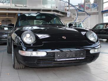 Porsche 993 Carrera 2 — photo 15