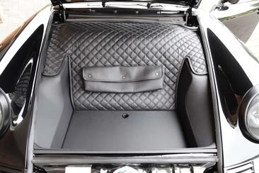Porsche 964 Carrera 2 — photo 10