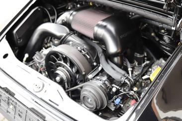 Porsche 964 Carrera 2 — photo 12