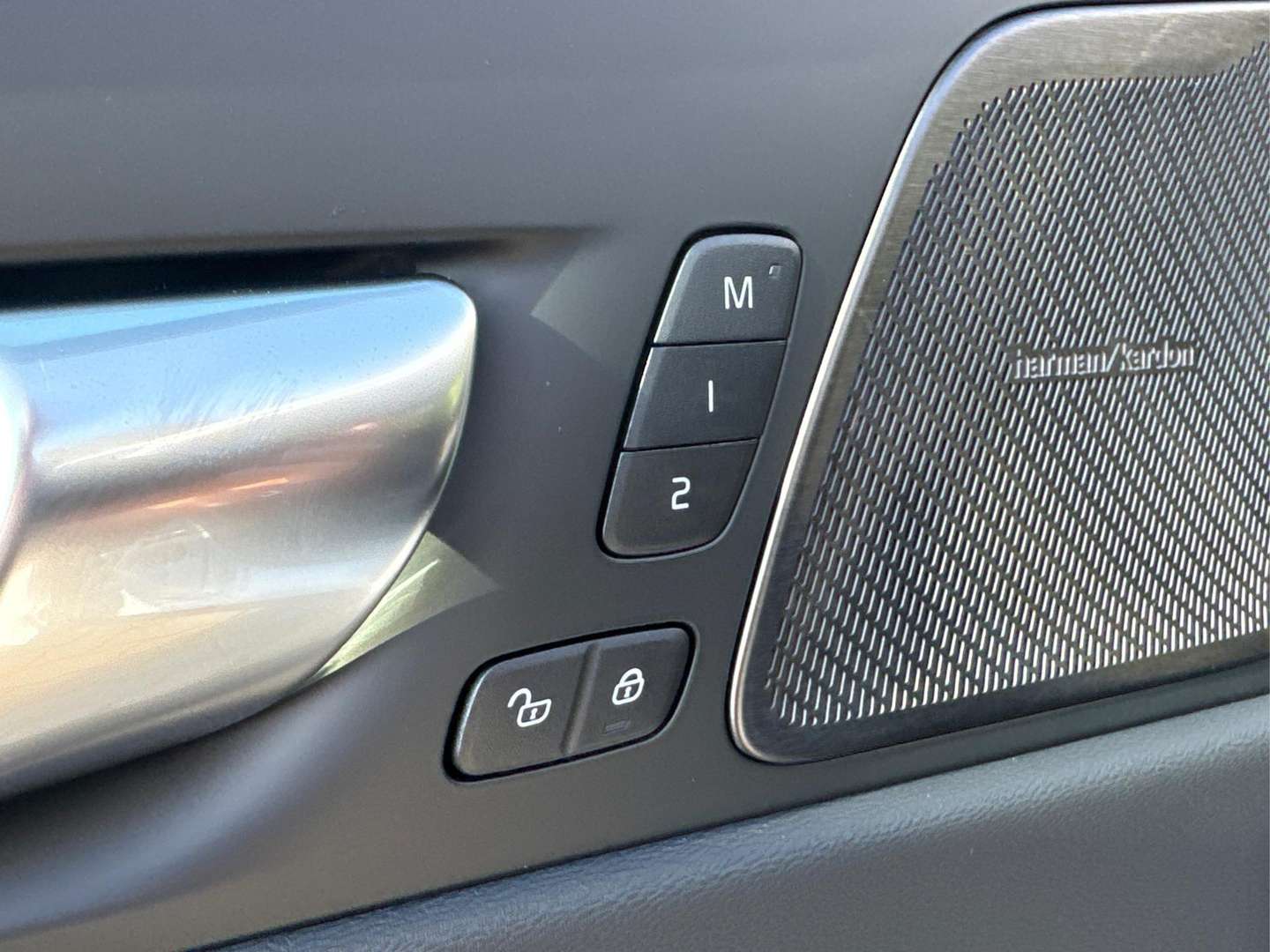 Volvo XC60 T6 Plus - 2025 - Joinsteer - #20