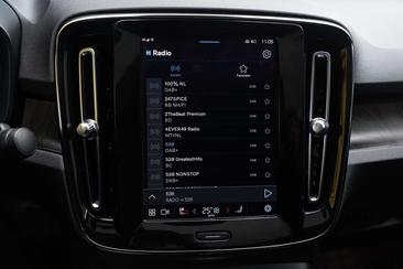 Volvo C40 Recharge Ultimate — photo 23