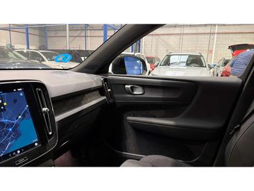 Volvo EX40 Recharge Core — photo 48
