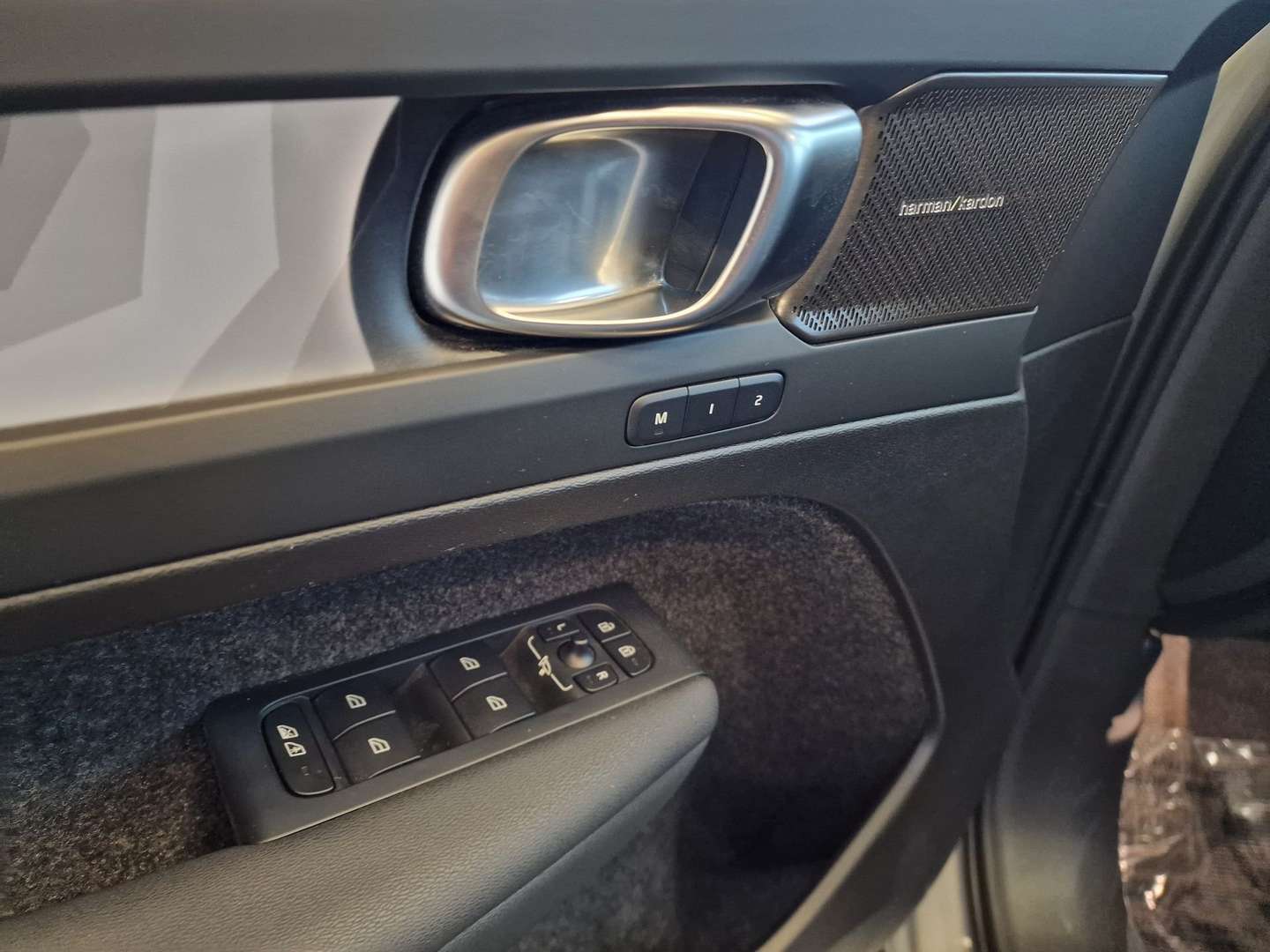 Volvo XC40 Recharge - 2025 - Joinsteer - #14