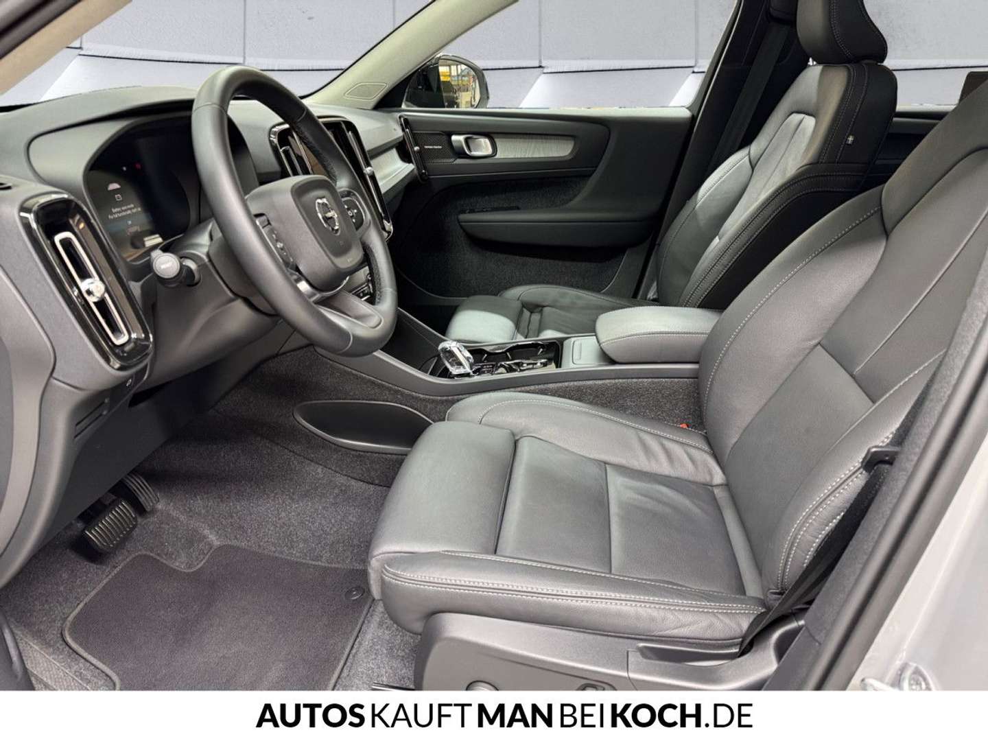 Volvo XC40 B3 - 2025 - Joinsteer - #5