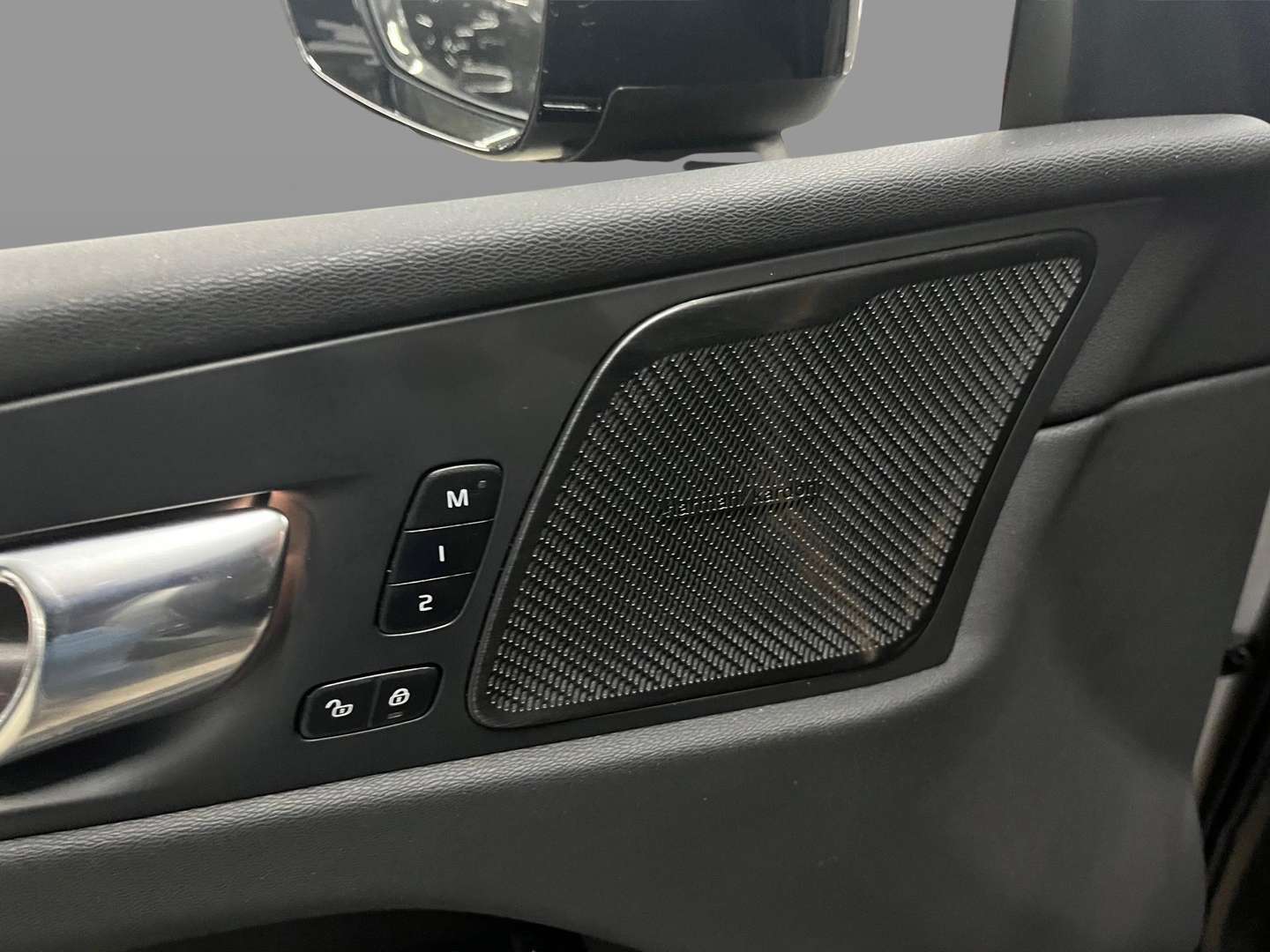 Volvo XC60 T6 Recharge R-Design - 2021 - Joinsteer - #5