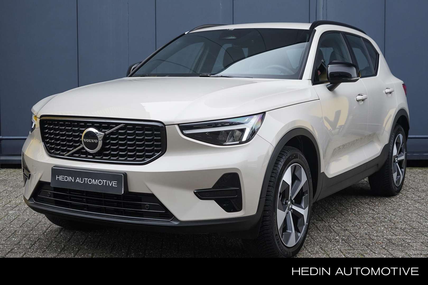 Volvo XC40 B4 Plus - 2025 - Joinsteer - #1