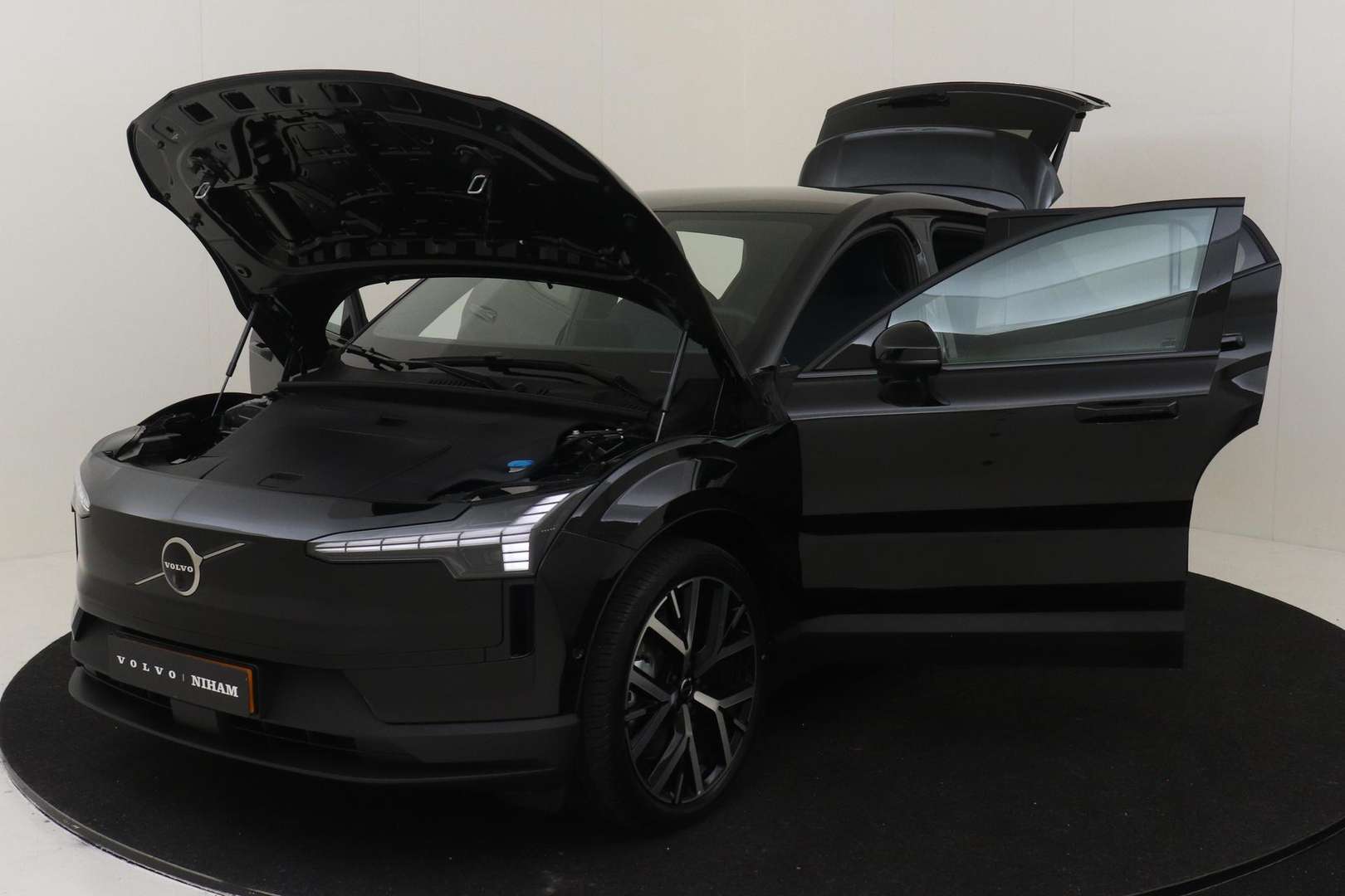 Volvo EX30 TWIN MOTOR PERFORMANCE - 2025 - Joinsteer - #16