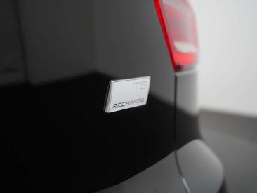 Volvo XC40 T5 Recharge Core — photo 25