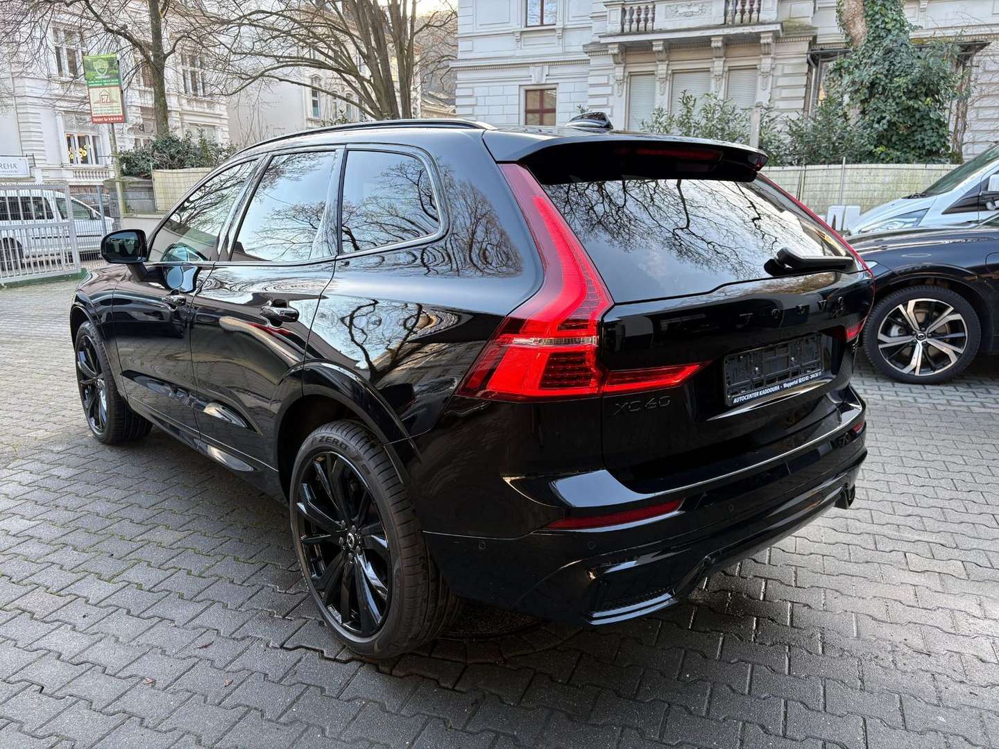 Volvo XC60 B5 Plus - 2025 - Joinsteer - #4