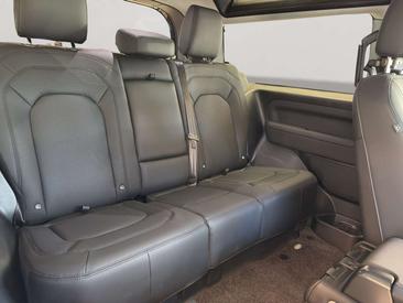 Land Rover Defender 90 S 3.0D I6 200 CV AWD Auto — photo 17