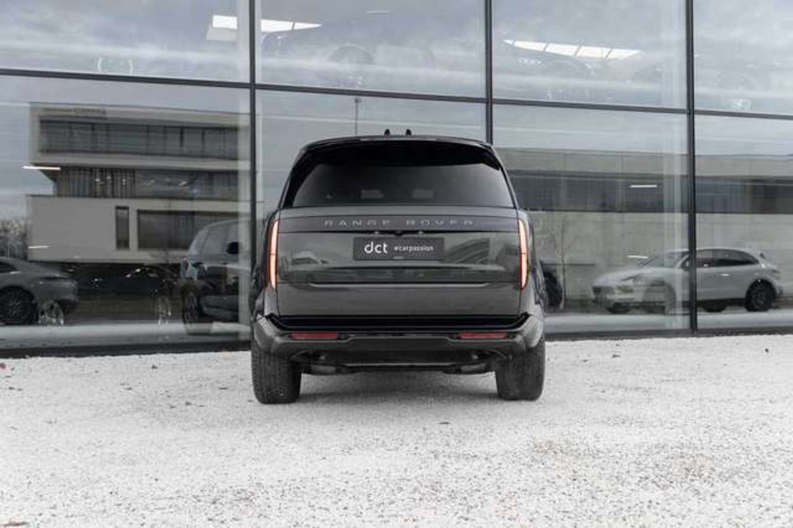 Land Rover Range Rover Belgravia Green Shadowline Pano P460 Hybride - 2024 - Joinsteer - #4