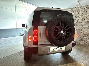 Land Rover Defender 110 X-Dynamic SE 3.0 I6 MHEV AWD Aut. 400 — photo 3
