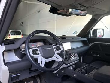 Land Rover Defender 110 X-Dynamic SE 3.0 I6 MHEV AWD Aut. 400 — photo 7