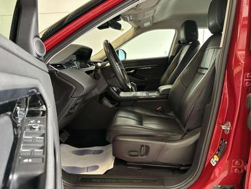 Land Rover Range Rover Evoque 2.0D MHEV SE AWD Aut. — photo 29