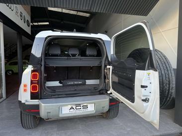 Land Rover Defender 110 X-Dynamic SE 3.0 I6 MHEV AWD Aut. 400 — photo 41